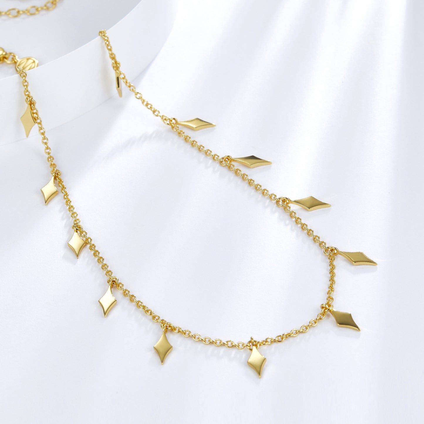 Chaîne pendentifs Losange en ARGENT 925 plaqué OR 18 K – Élégance et Tendance
