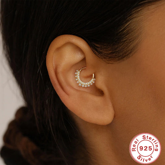Clou d’oreille double rangée strass & perles en ARGENT S925 – Stylé et Charmant