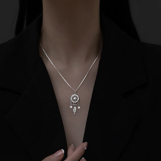 Chaîne en Argent avec Pendentif Attrape-Rêves – Style Simple et Élégant