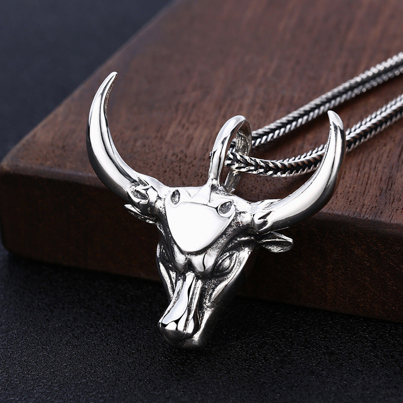 Collier Homme Tête de Taureau en Argent 925 – Force & Caractère