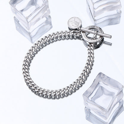 Bracelet Lettre Rétro en ARGENT STERLING – Élégance Classique et Style Européen