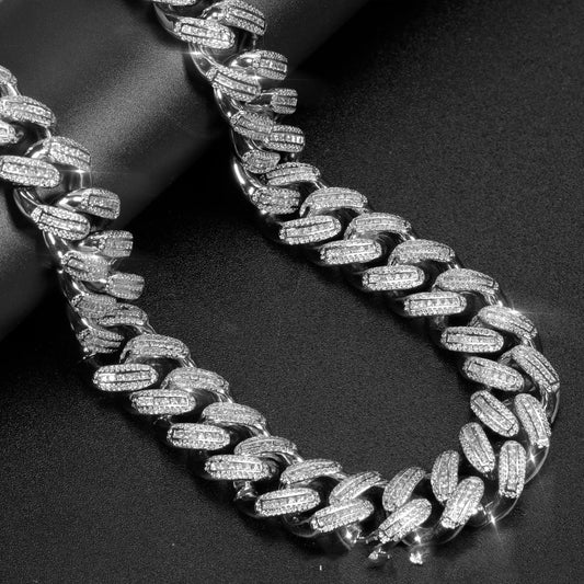 Chaîne Homme maille Cubaine Cuivre plaqué Or 18K et Zircon 5A – Élégance urbaine affirmée