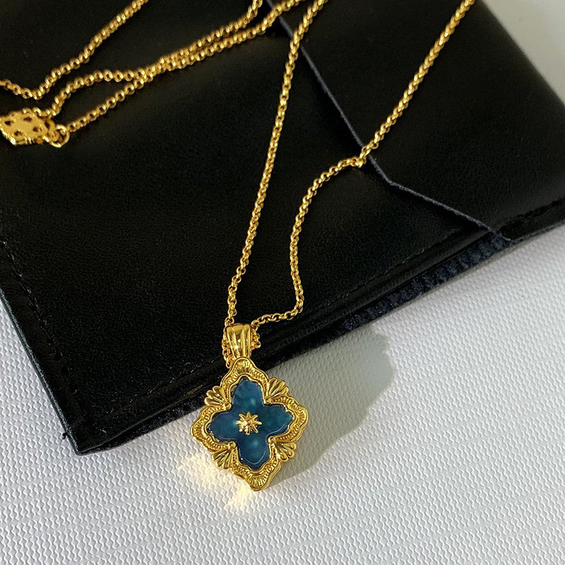 Collier Quatre feuilles Porte Bonheur Plaqué OR 18 carats – Style Européen Vintage
