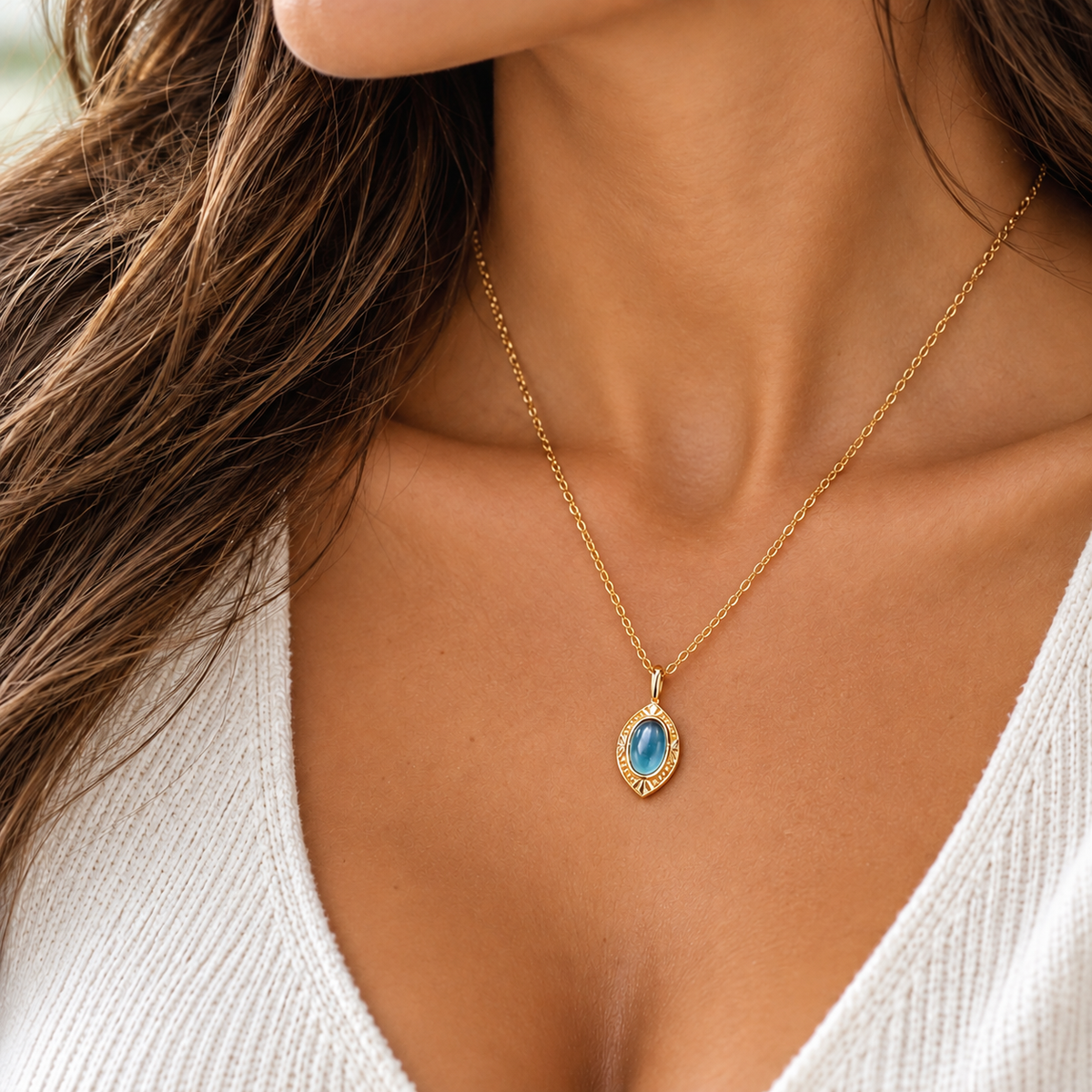 Women's Necklace in 925 Silver with Blue Stone Teardrop Pendant