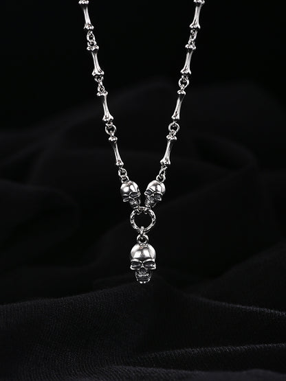 Collier Urbain en ARGENT S925 pour Homme – Pendentif tête de mort et motif araignée