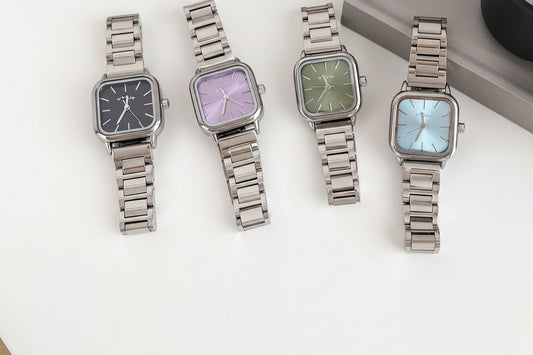 Montre Femme Argentée en Acier Inoxydable – Élégance Intemporelle