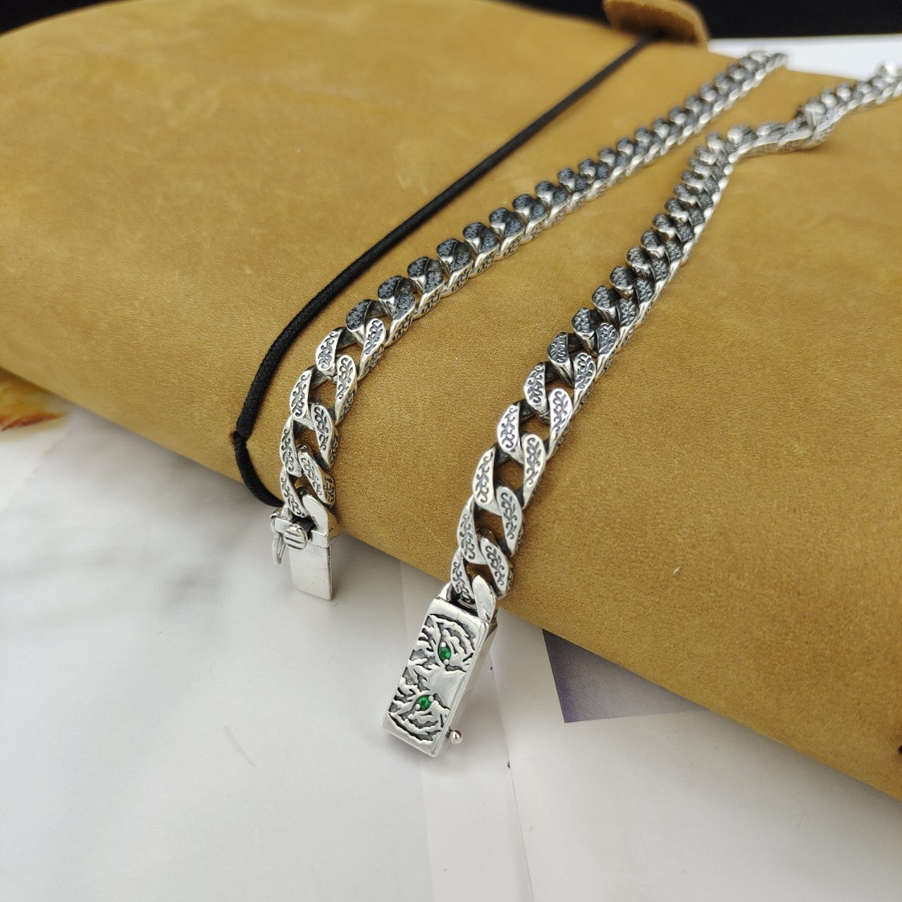 Chaîne en ARGENT STERLING pour Homme –  Puissance & Style Personnalisé