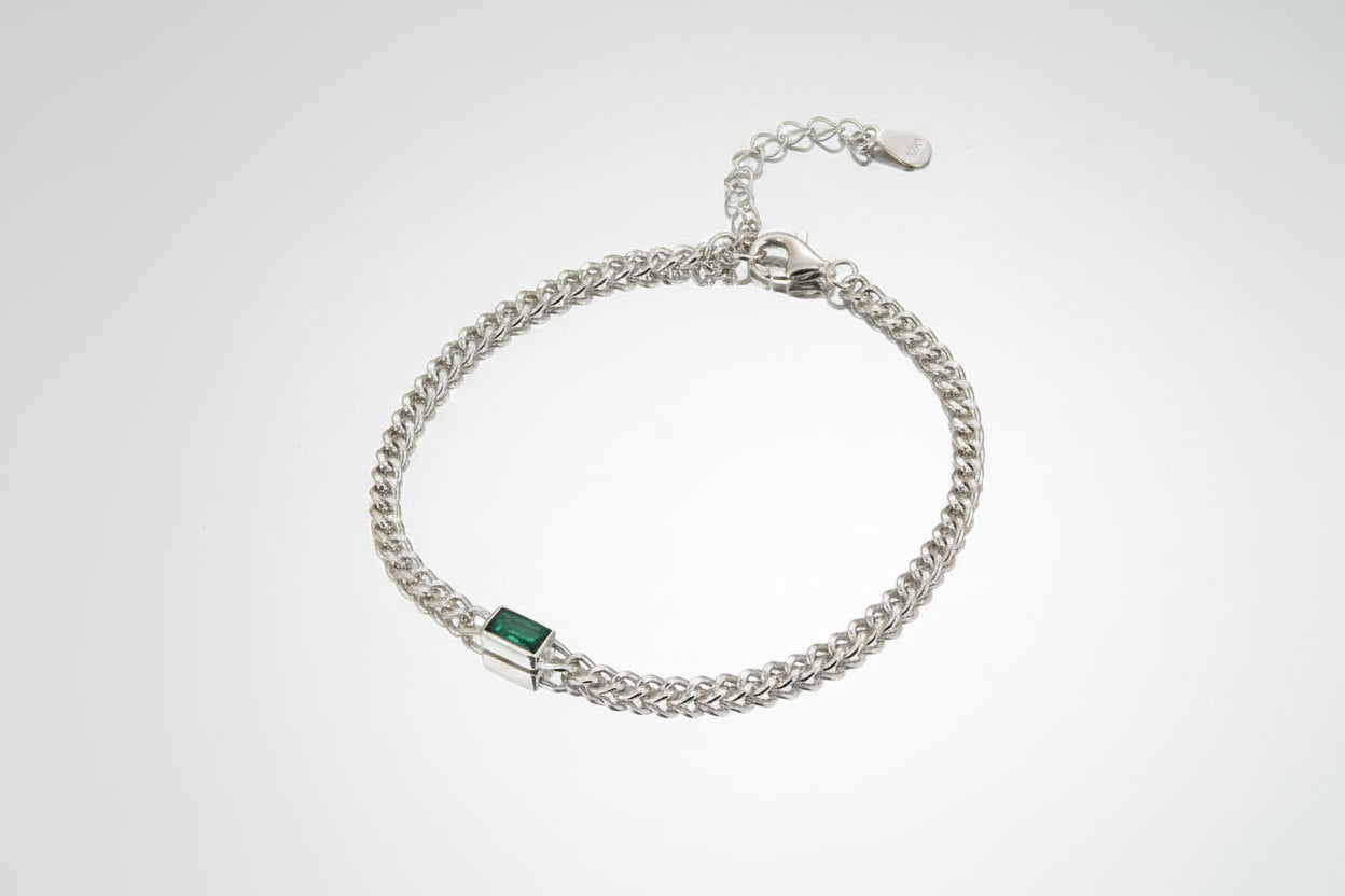 Women's Sterling Silver Bracelet with Green Stone – Fine and Refined Elegance
