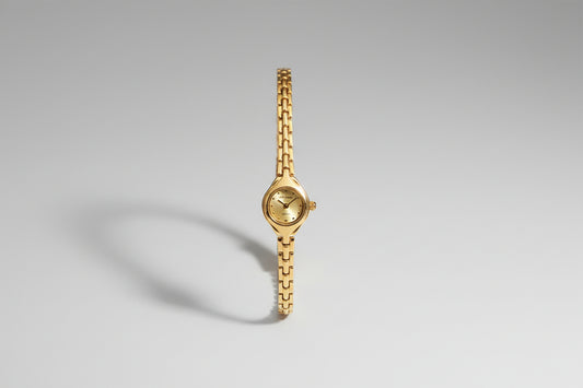 Montre Femme Oeil de Cheval Dorée – Élégance Intemporelle au Charme Antique